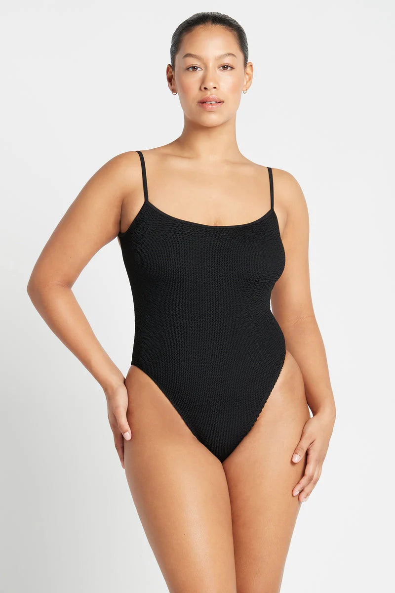 Low Palace - Black -  1 Piece