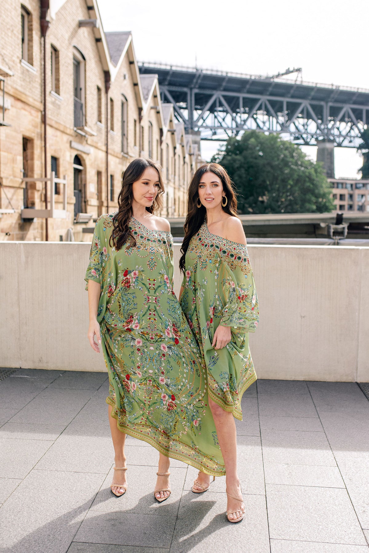 Garden Pearl Long Kaftan - V Neck